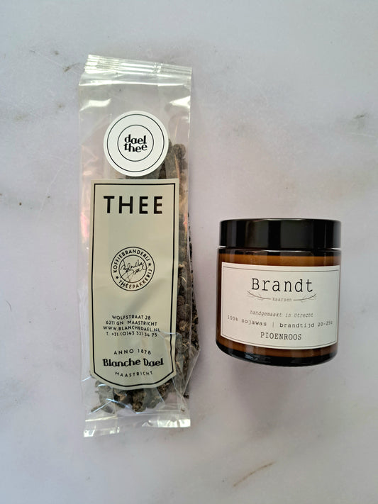 Bloemenpakket thee+kaars